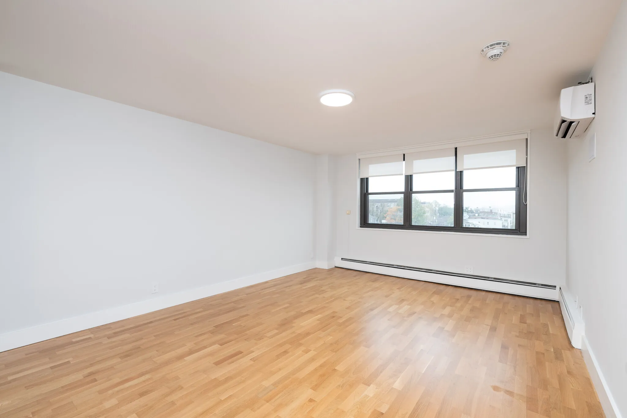 1410 Columbia Rd, South Boston