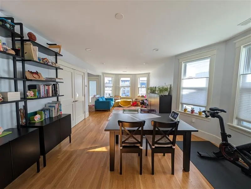 29 Cameron Ave, North Cambridge