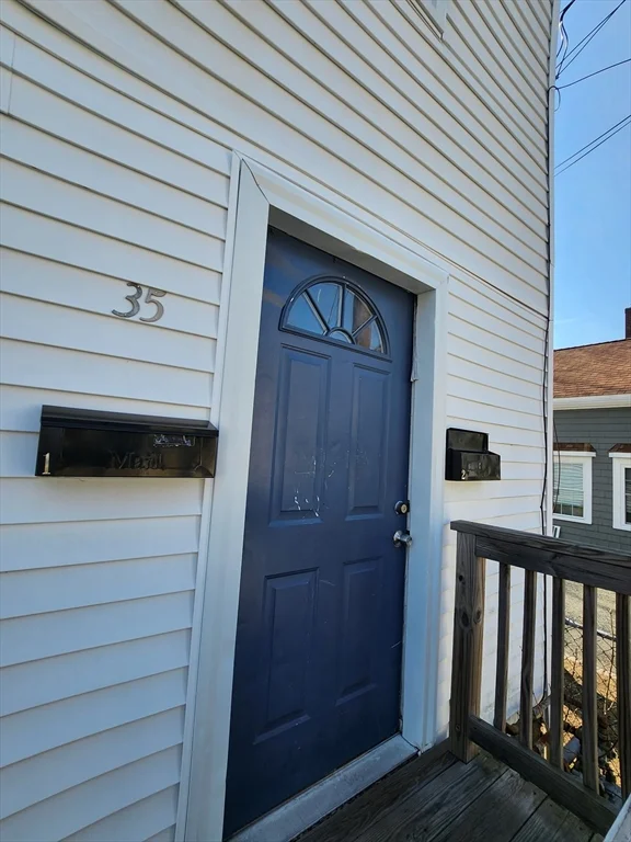 33-35 Upham St, Salem