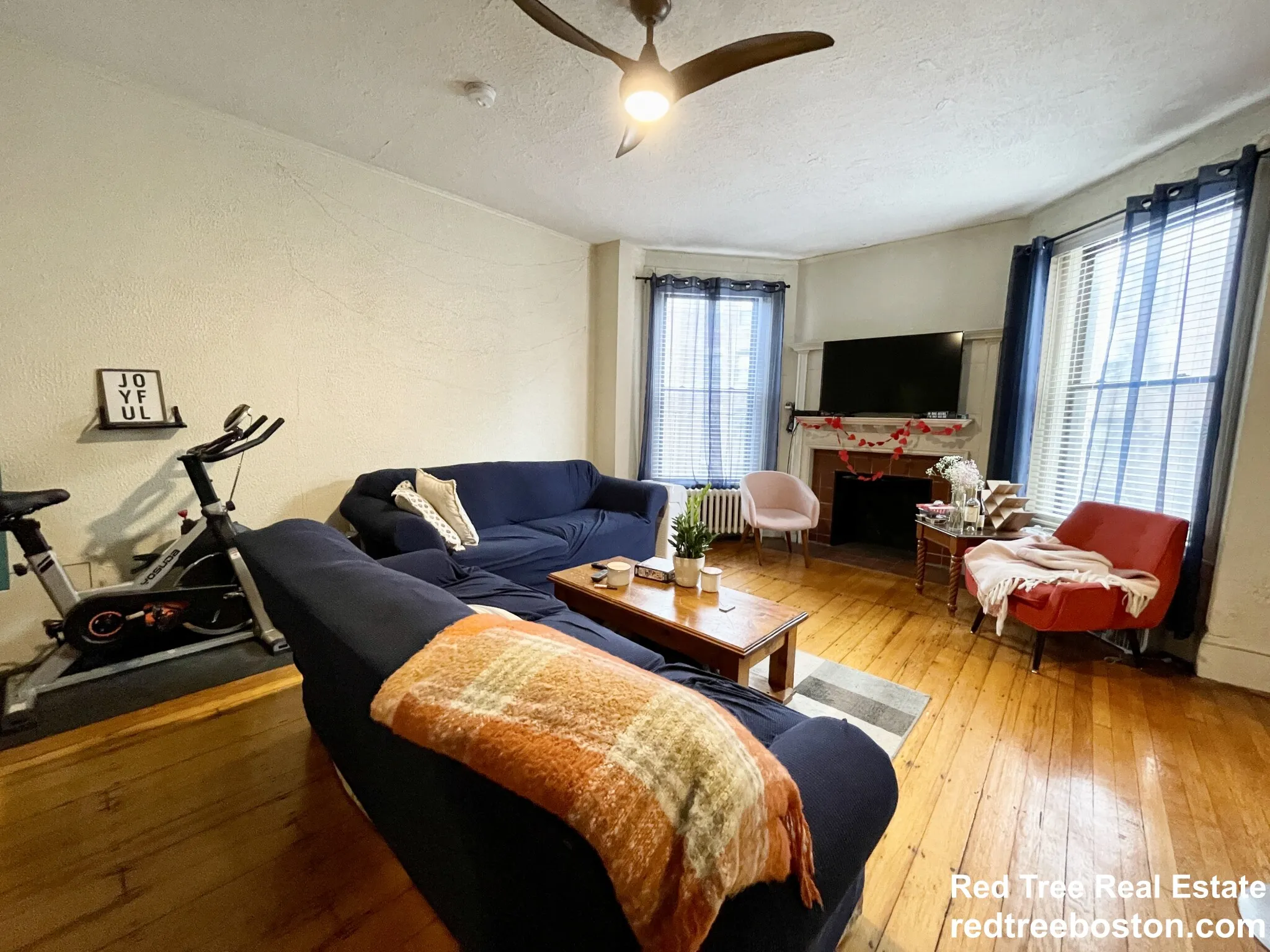 914 Beacon St, Fenway