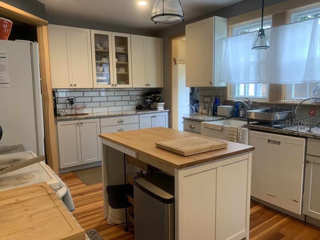 269 Waltham St, Newton