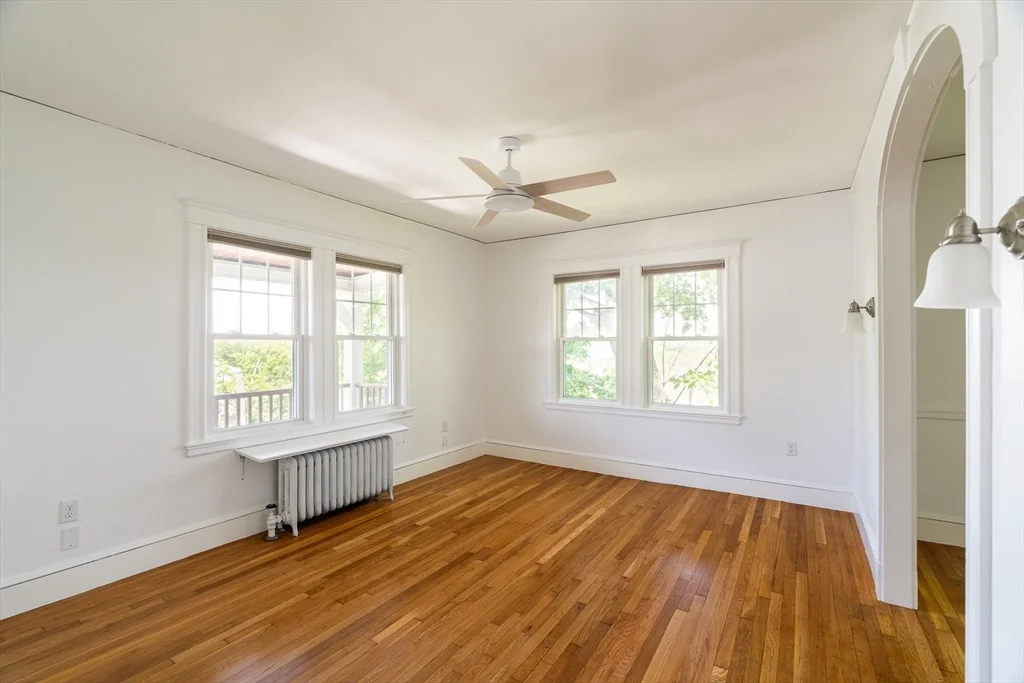 8-10 York Ave, Watertown