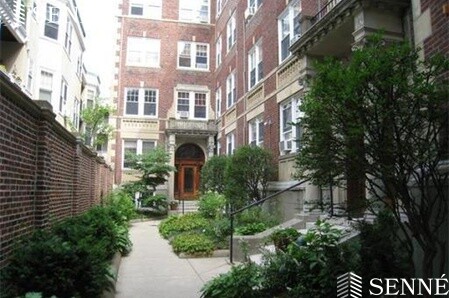 19 Shepard St, Neighborhood Nine