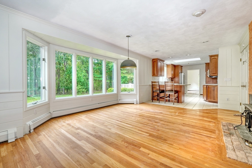 15 Goose Pond Rd, Lincoln