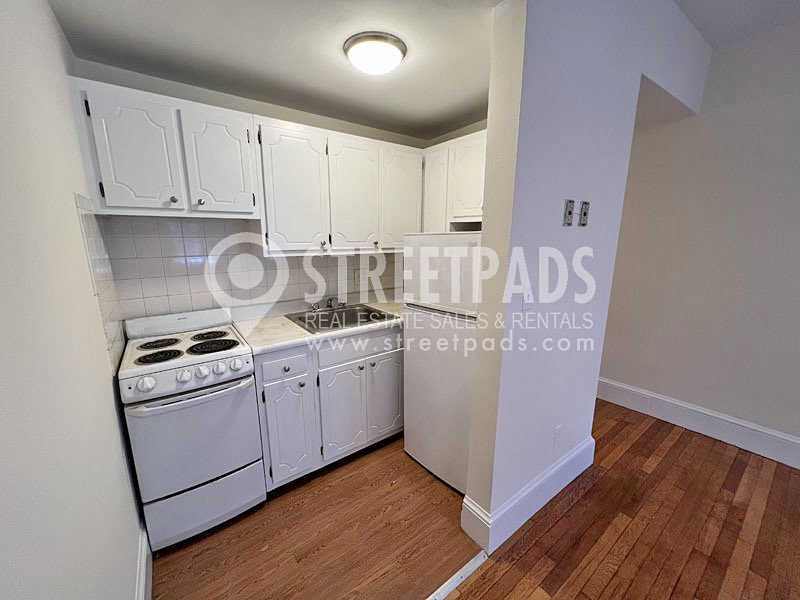 1315 Commonwealth Ave, Allston