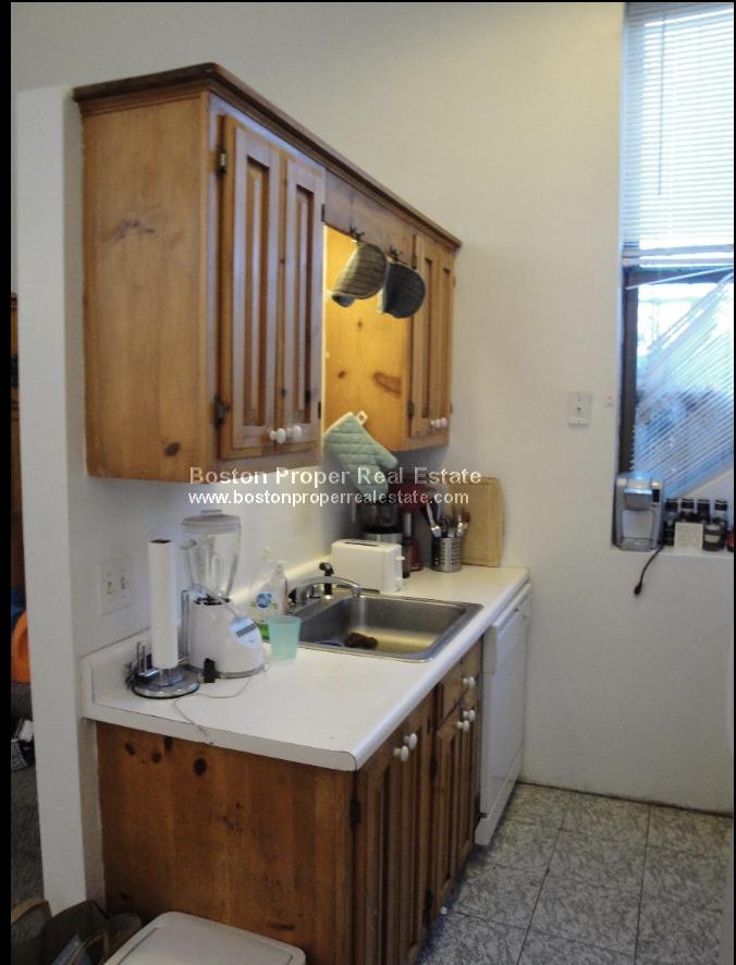 168 Northampton St, Roxbury