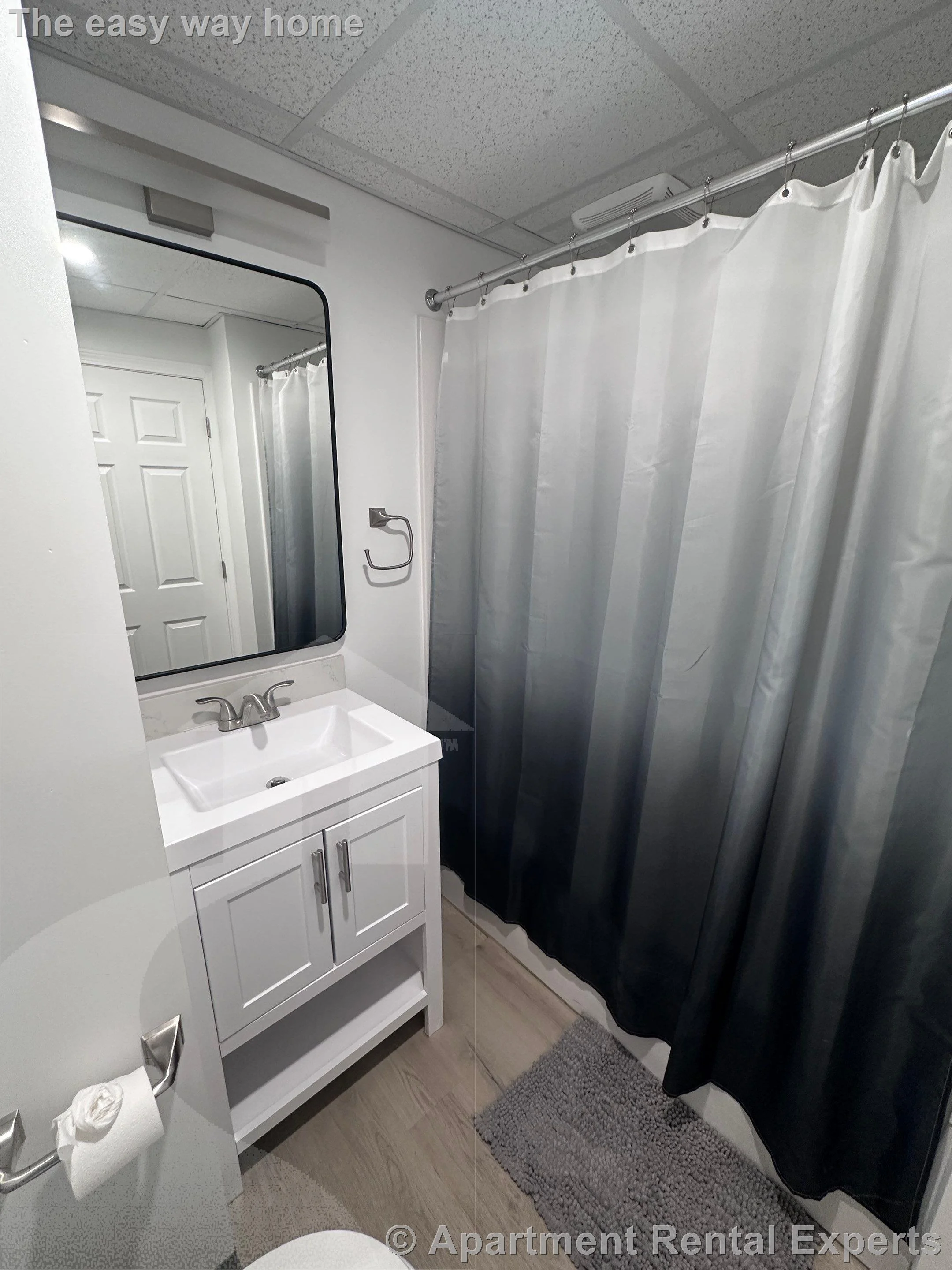 301-303 Boston Ave, Tufts