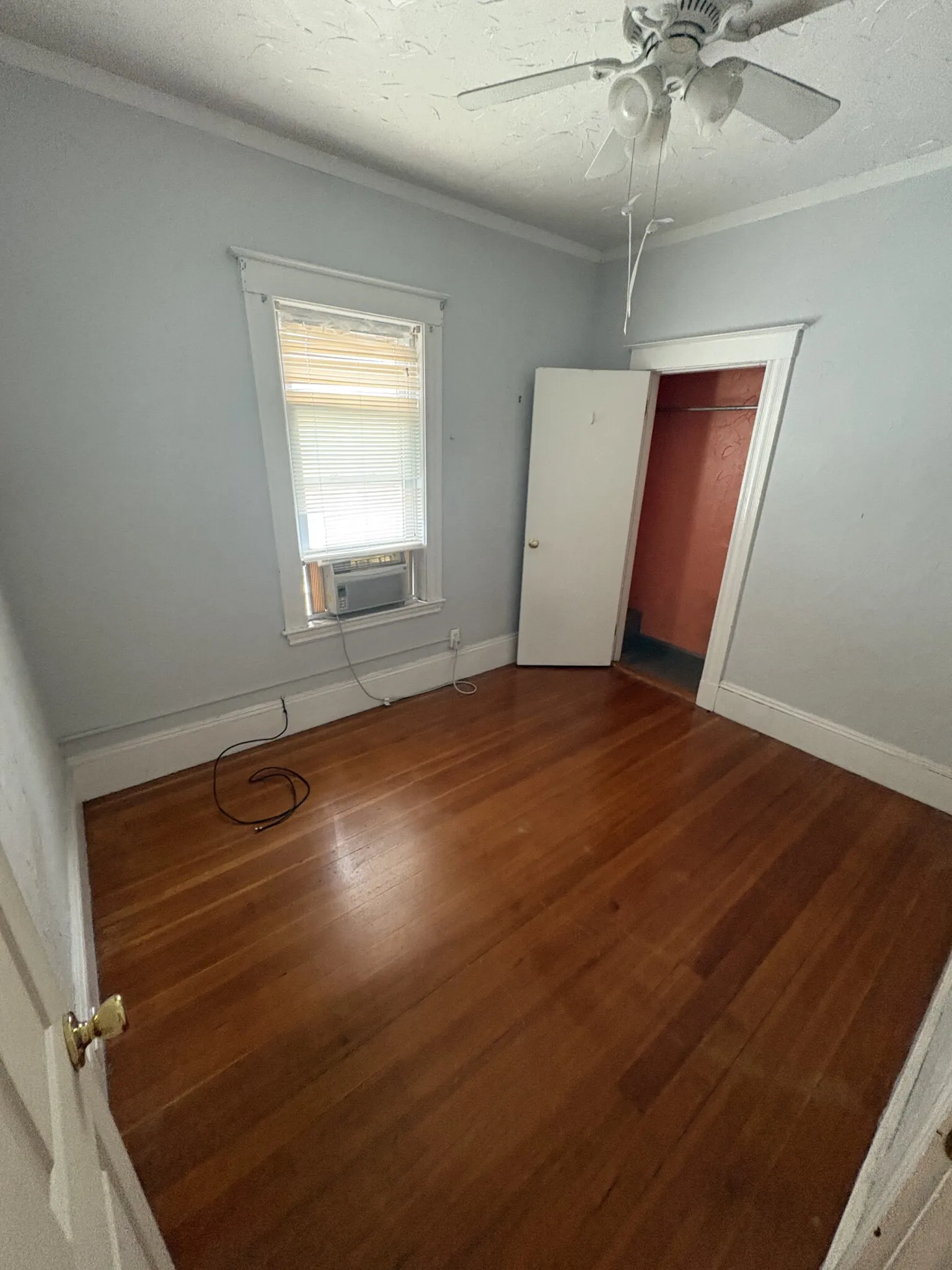 50 Bromfield Rd, Tufts