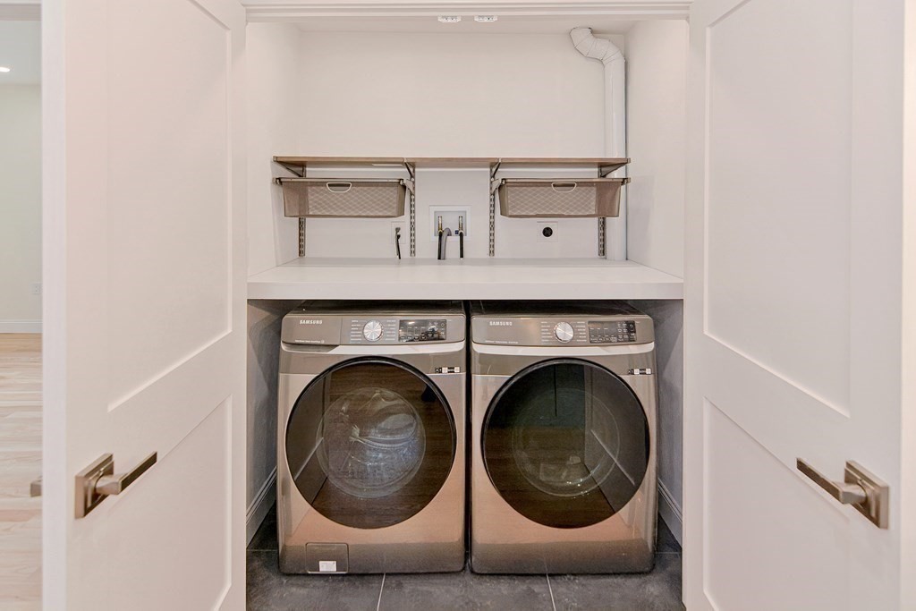 64 Crescent St, Swampscott