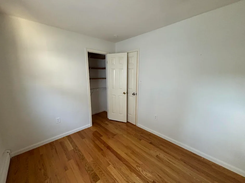 9 Irving St, West Medford