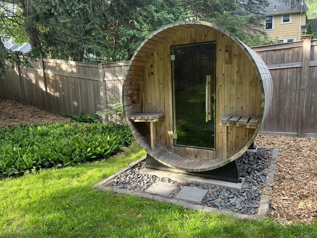 211 Forest St, Winchester