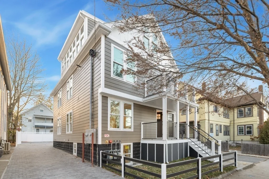 157 Boston Ave, West Somerville