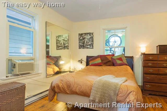 434 Franklin St, Central Square