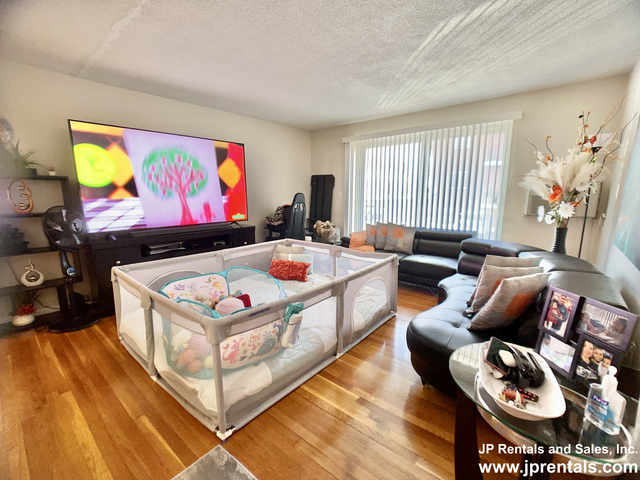 79 Poplar St, Roslindale