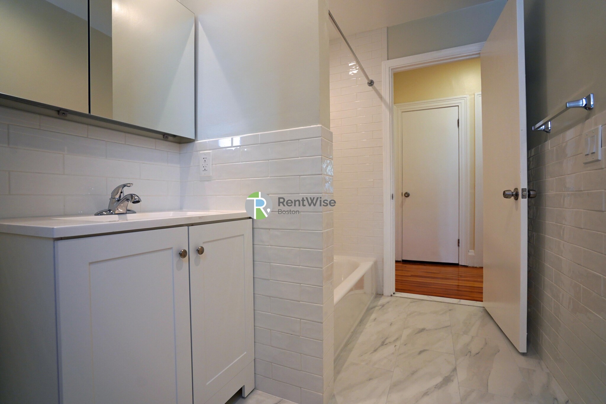 10 Beals St, North Brookline