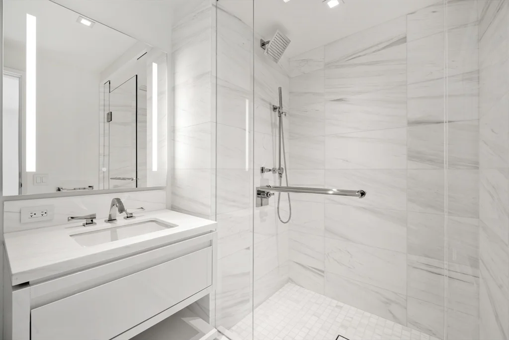 150 Seaport Blvd, Seaport District