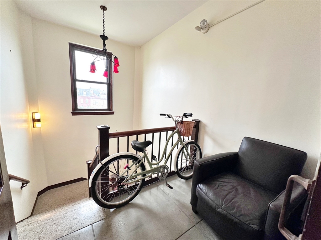 154 Maverick St, East Boston