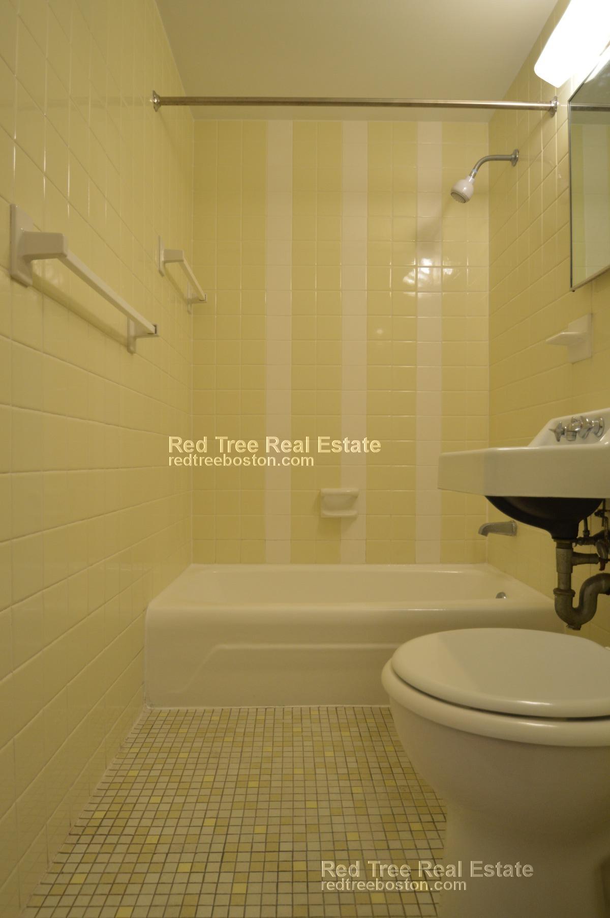 64 Brighton Ave, Allston