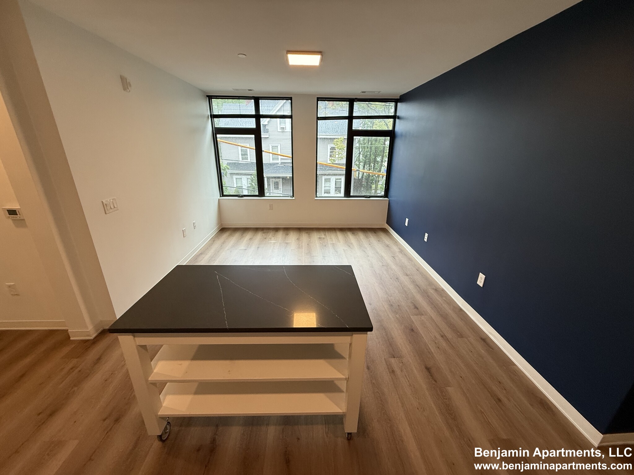 89 Brighton Ave, Allston