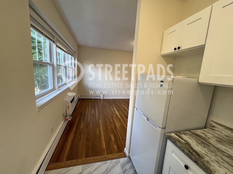 2018 Commonwealth Ave, Brighton