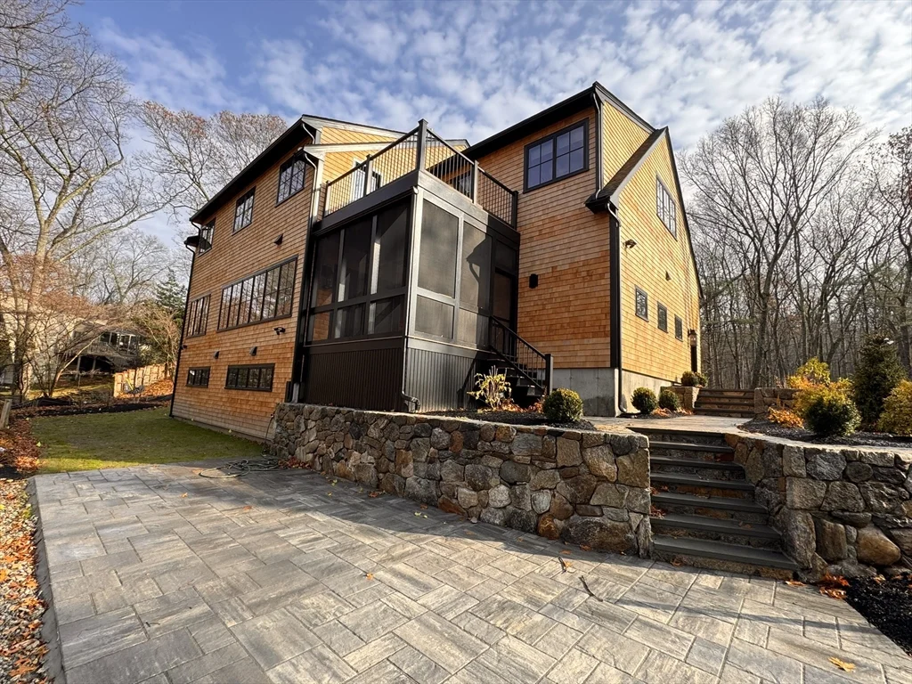 22 Kruger Rd, Hopkinton