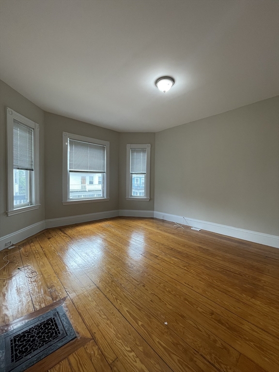 100 Lonsdale, Dorchester