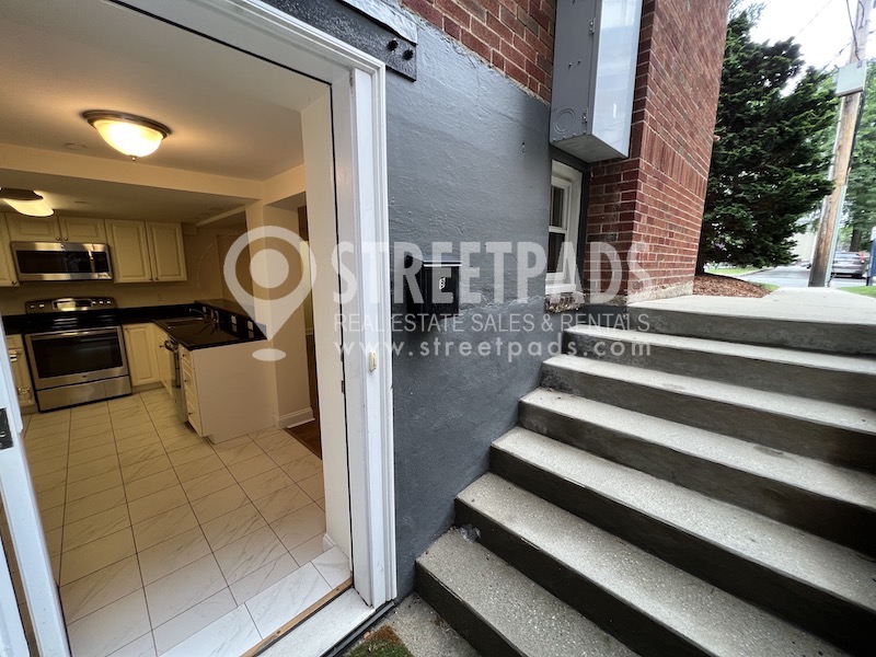 55 Langdon St, Neighborhood Nine