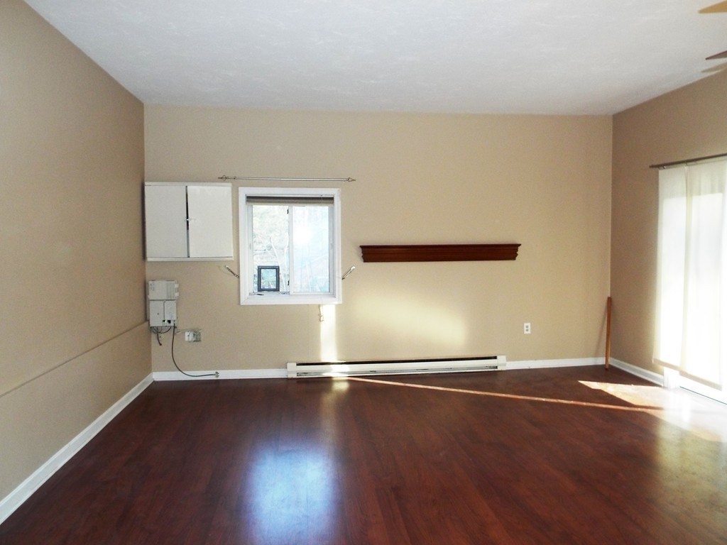 97 Highwood Dr, Franklin