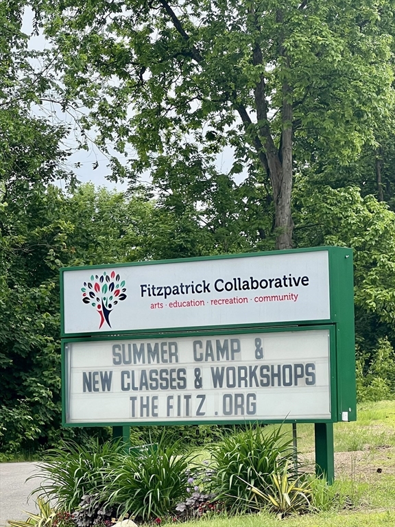 103 Main St, Pepperell