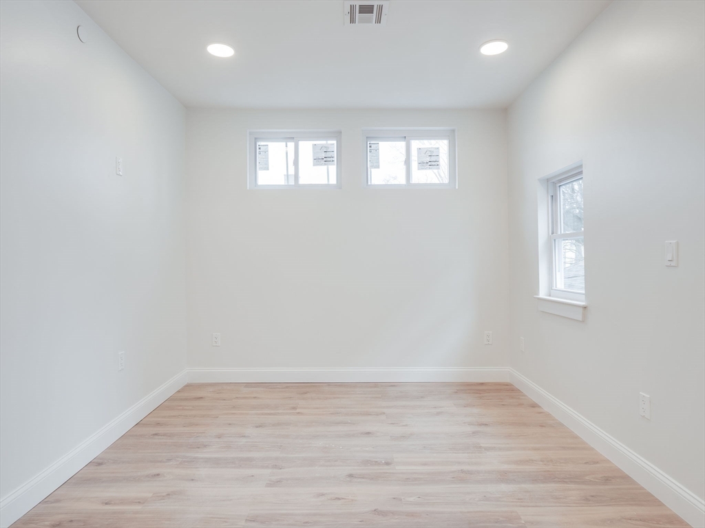 14 William St, Worcester