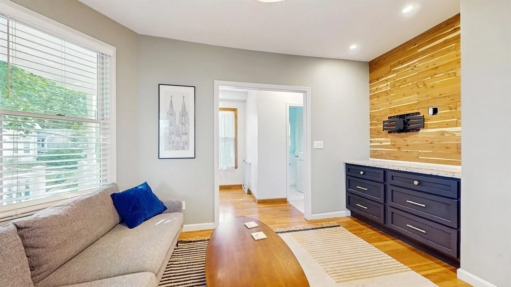 14 Chestnut St, Lindenwood