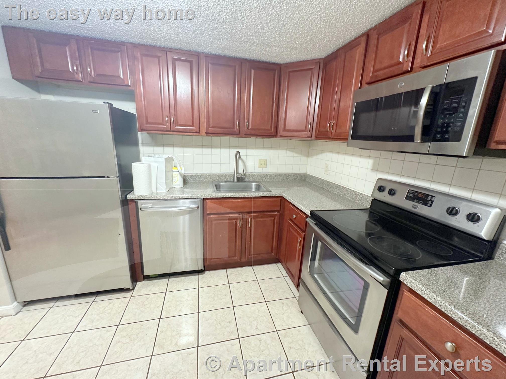 30 Revere Beach Pkwa, Wellington