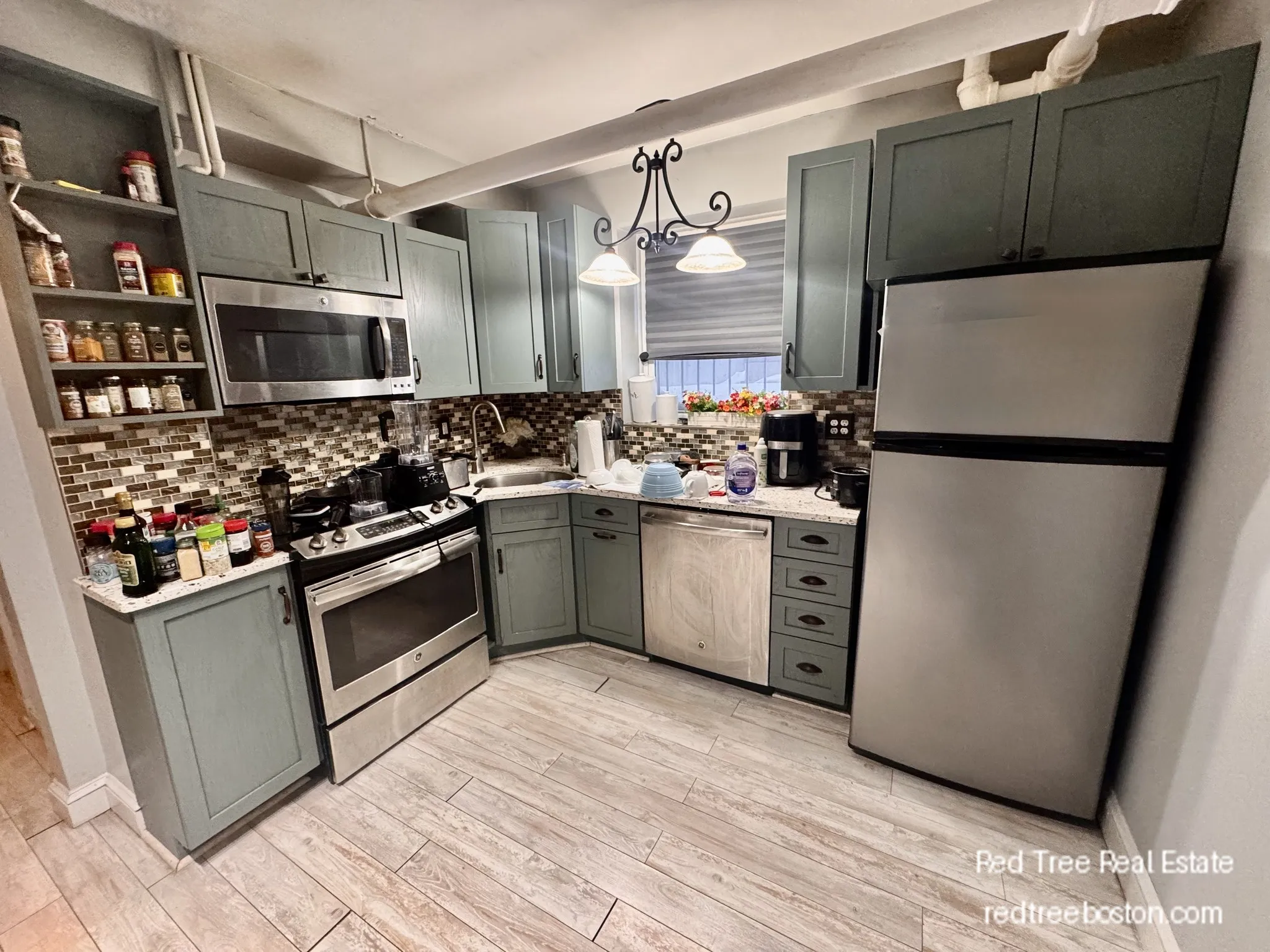 1662 Commonwealth Ave, Brighton