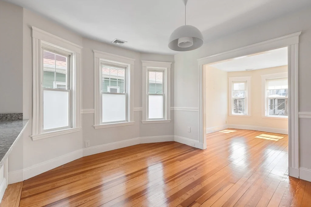 12 Ringefield St, North Cambridge