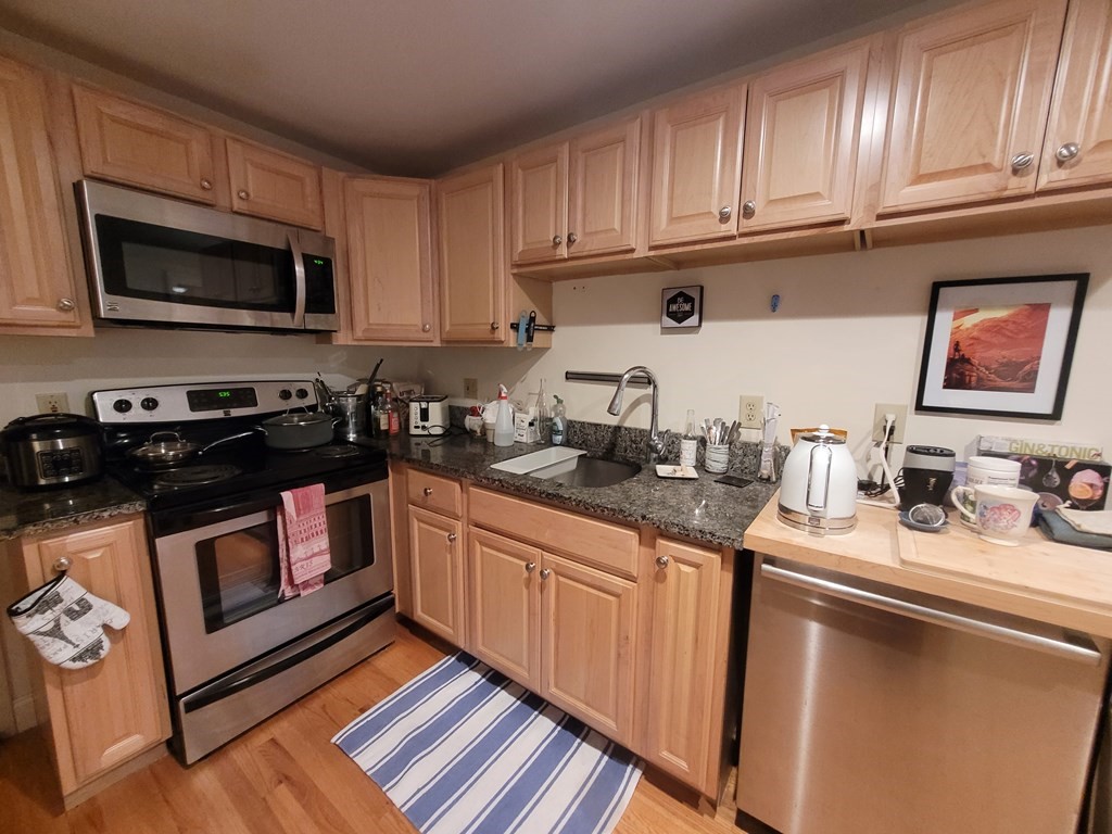 73 River St, Cambridgeport