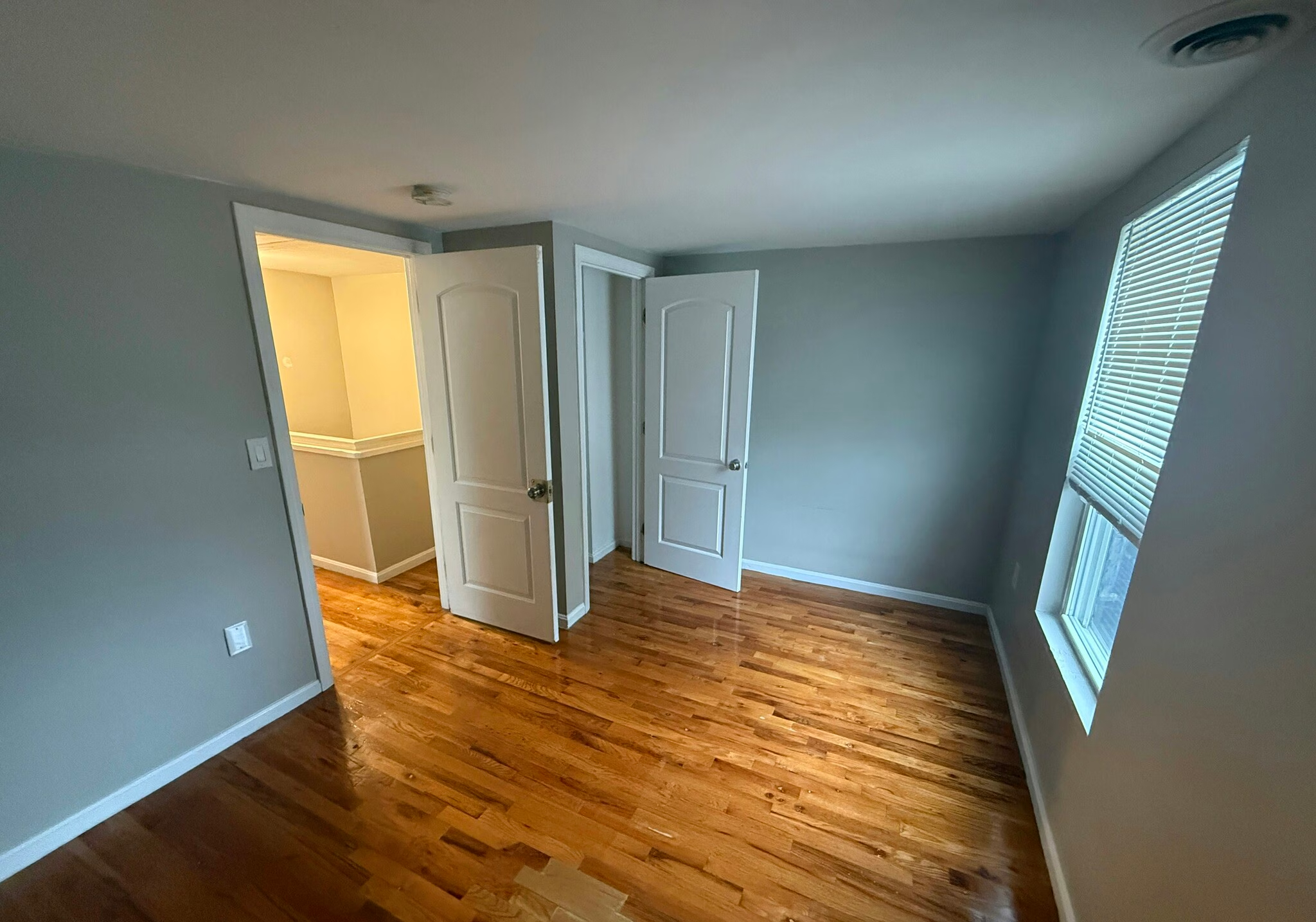 38 Forest Hills St, Jamaica Plain