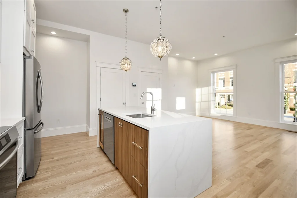 30 East Main, Westborough