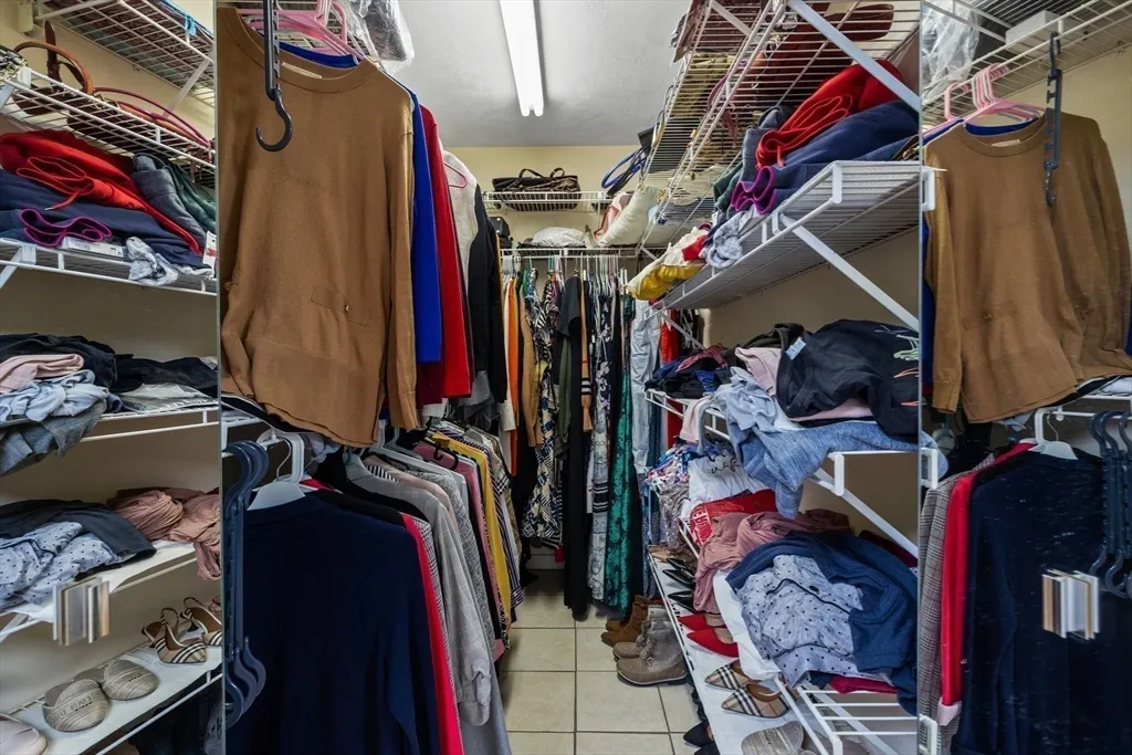 11 Patterson Rd, Lexington