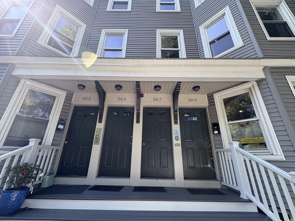 367 Cardinal Mederios, Wellington-Harrington