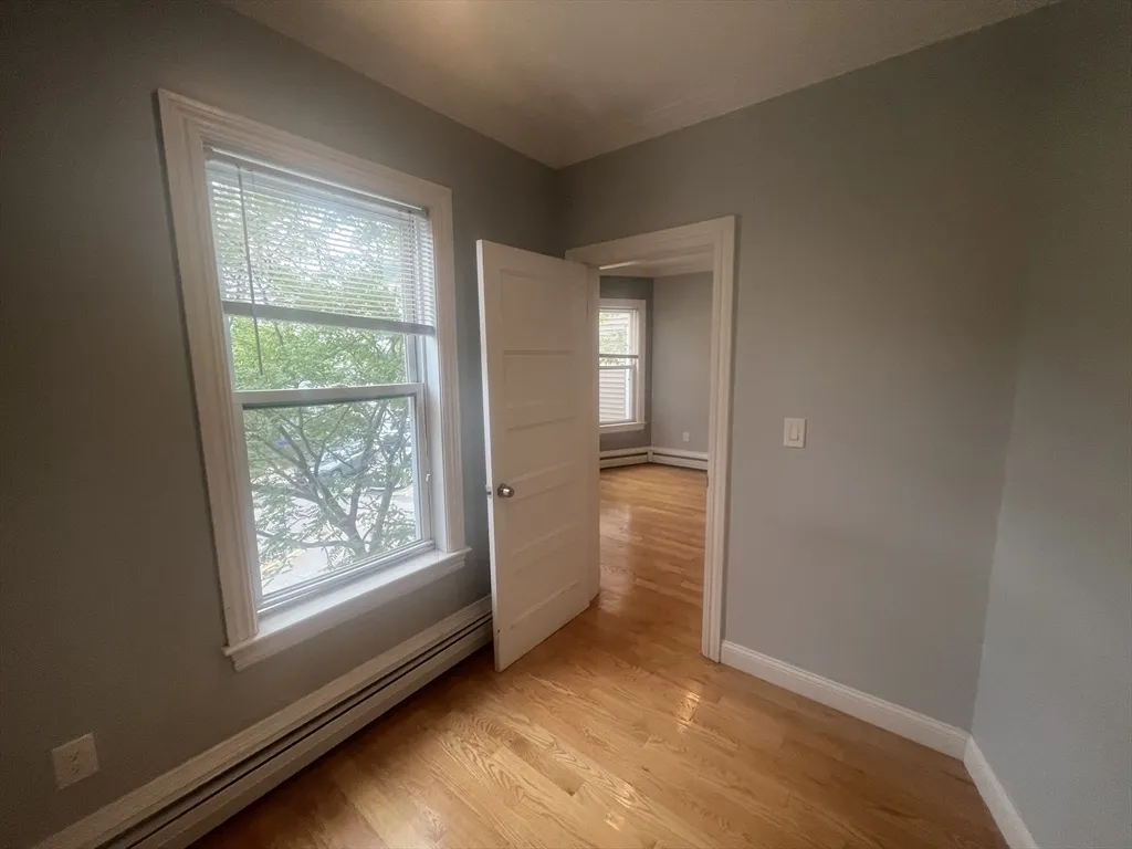 841 Dorchester Ave, Dorchester