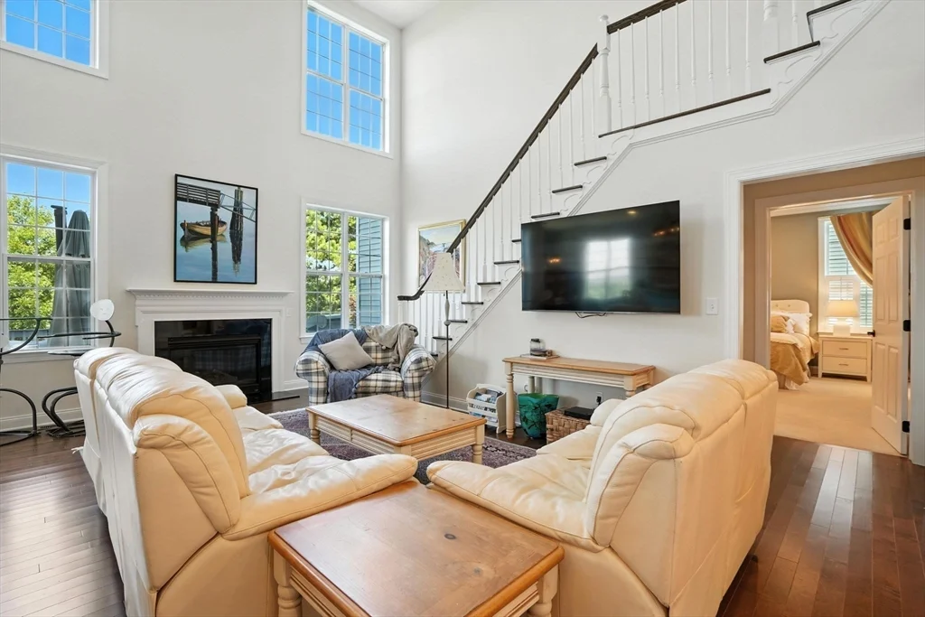 8 Skipping Stone, Plymouth