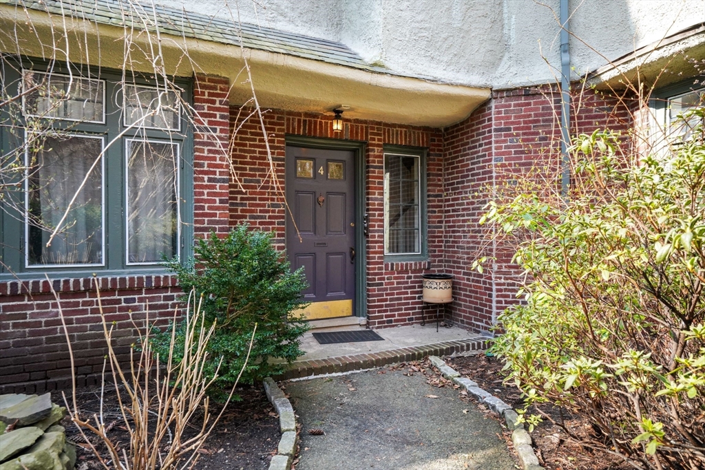 4 Chauncy Ter, Cambridge