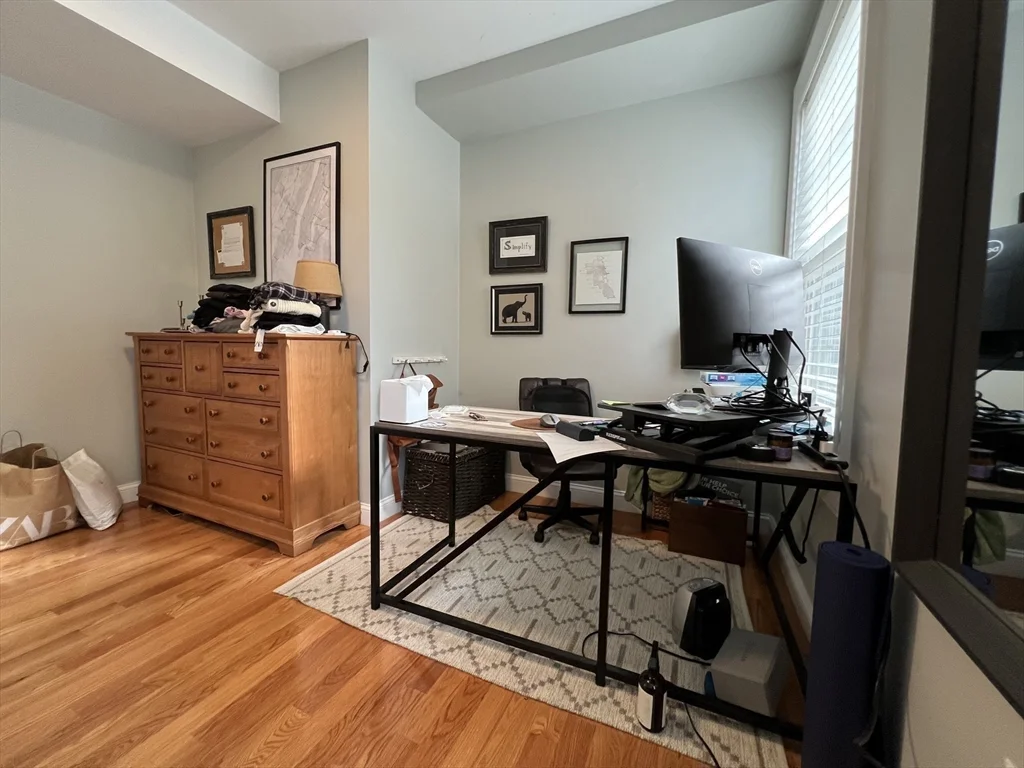 20 Kenton Rd, Jamaica Plain