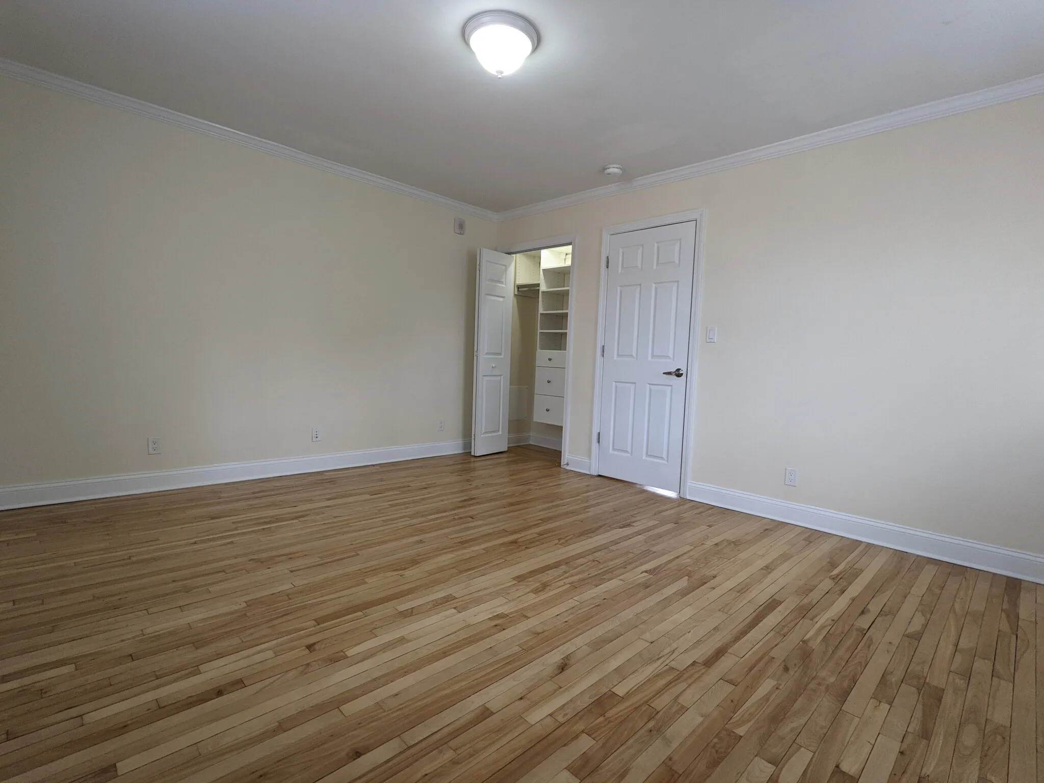 76 Saint Paul St, Coolidge Corner