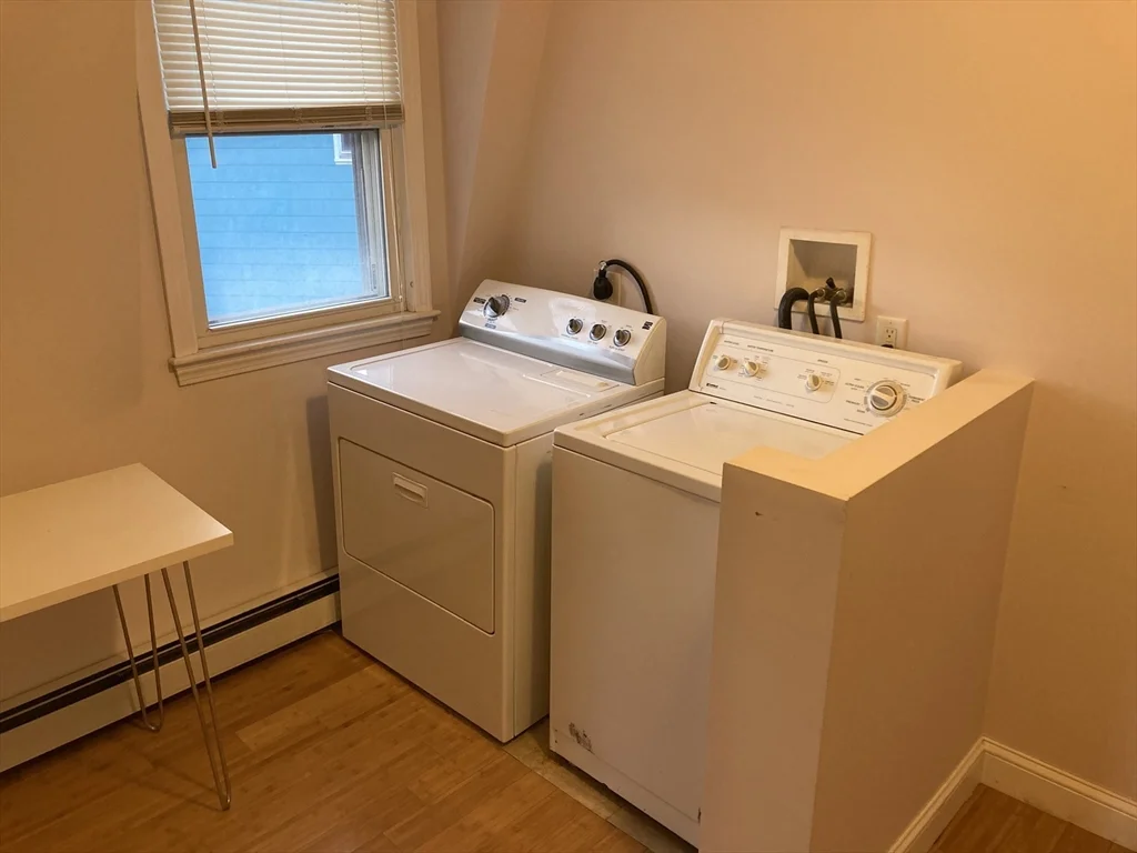 4 Charles St, Winthrop