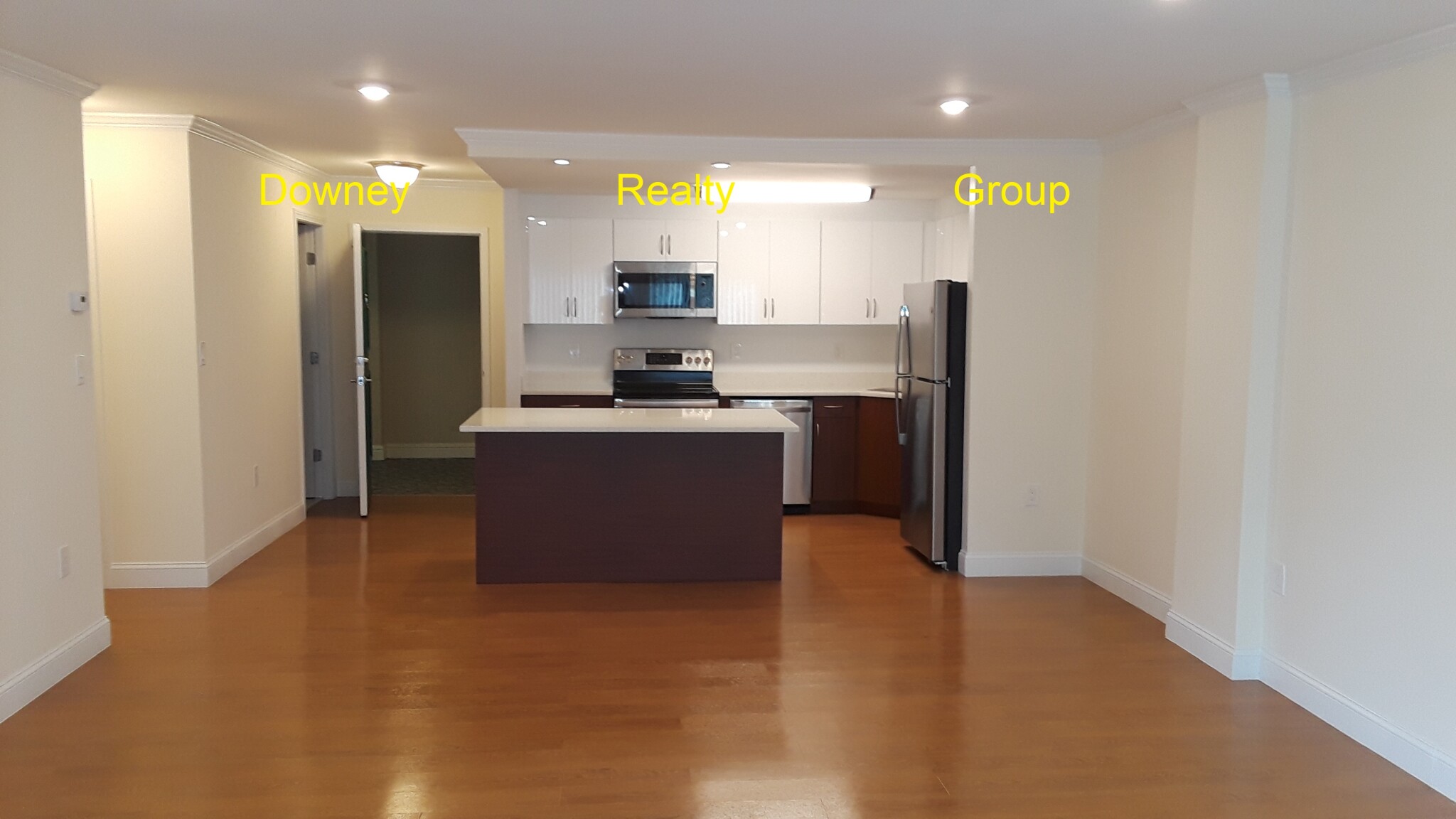 14 Temple St, Framingham