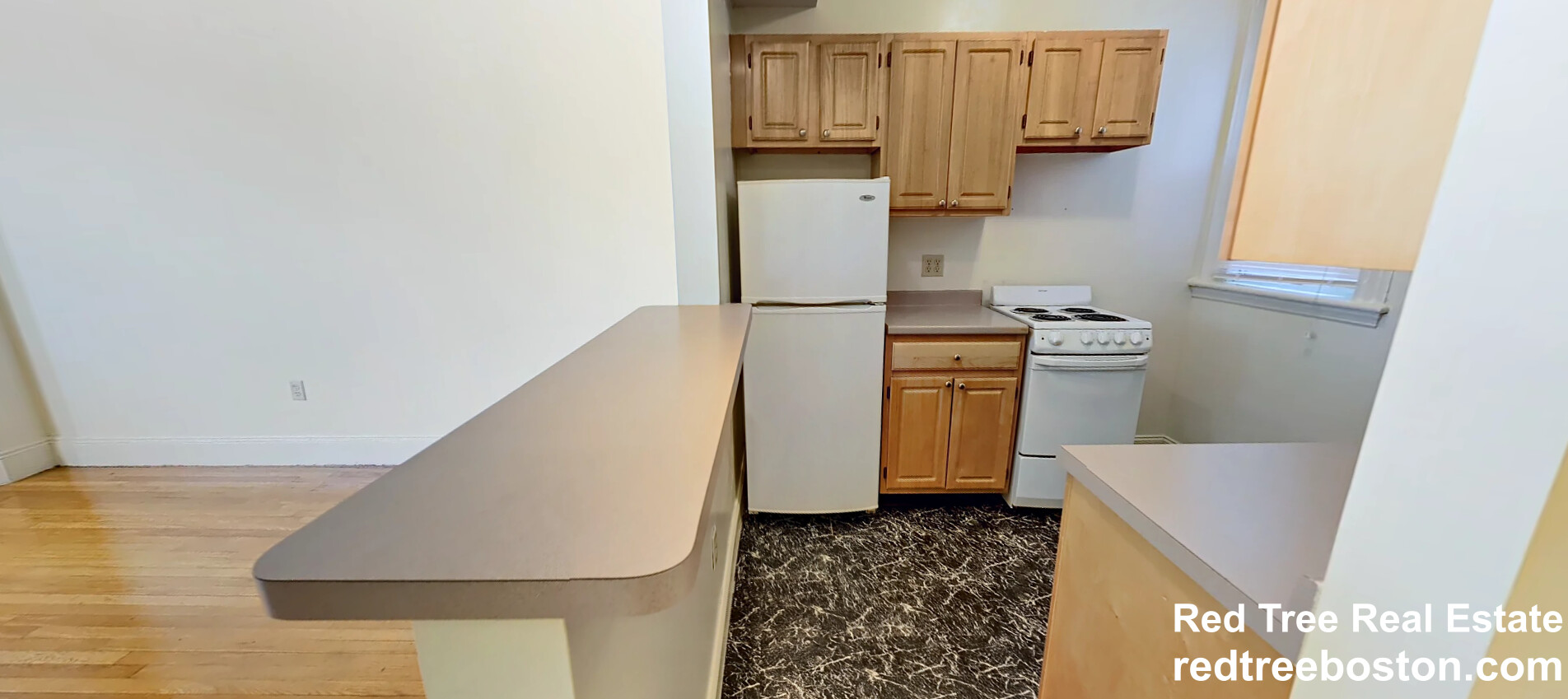 124 Peterborough St, Fenway