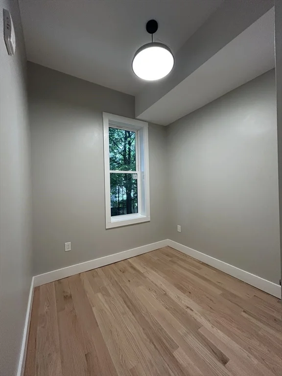 37 Delle Ave, Mission Hill