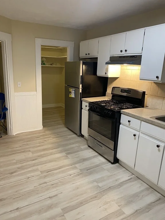 72 Florida, Dorchester