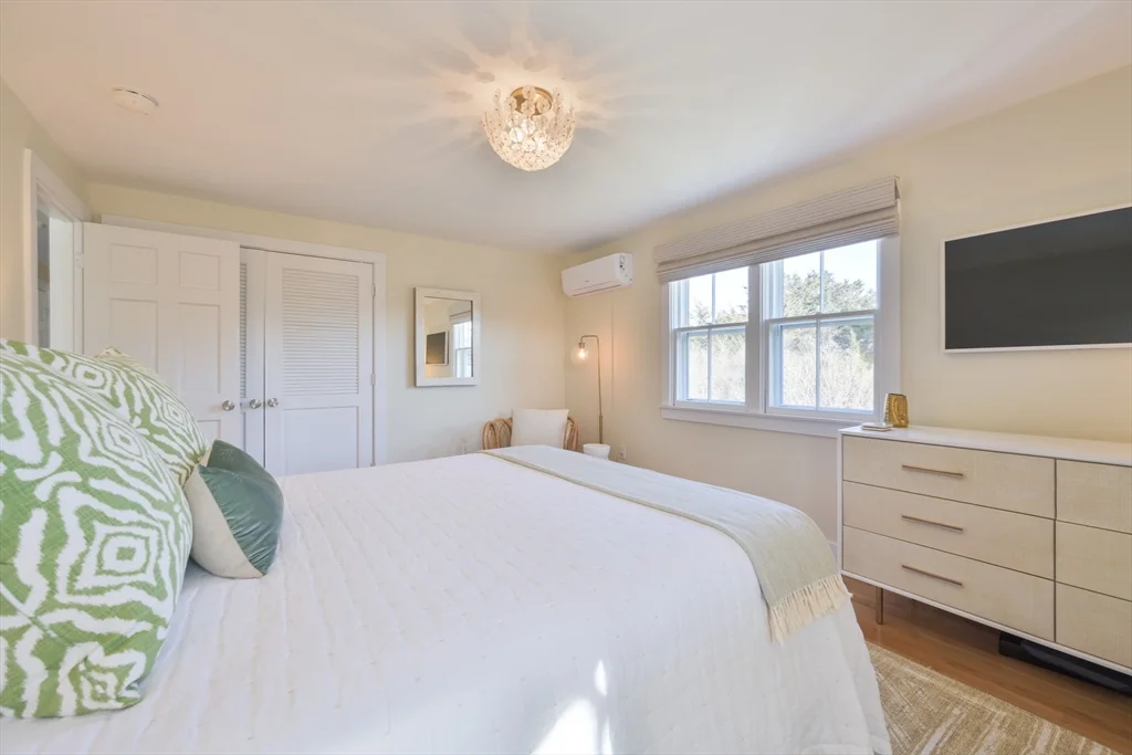 63 Monomoy Rd, Monomoy